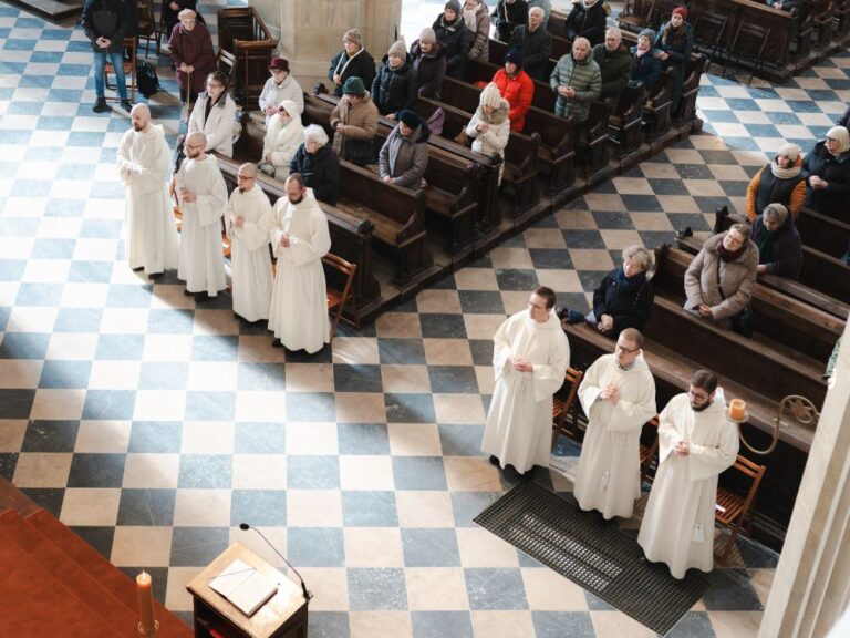 Kolejne kroki na drodze do święceń